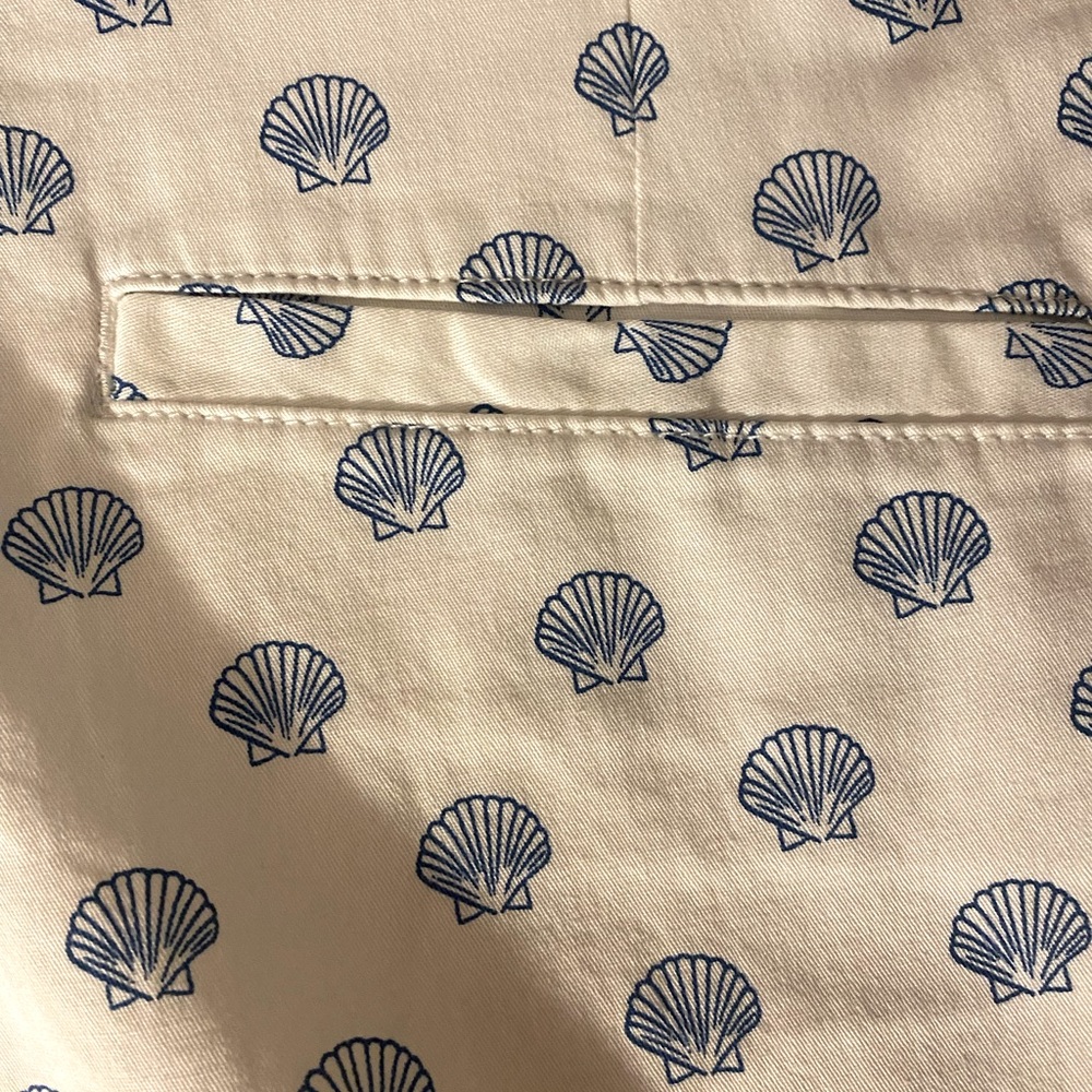 Seashell print white button zip fly classic fit shorts - Picture 7 of 8